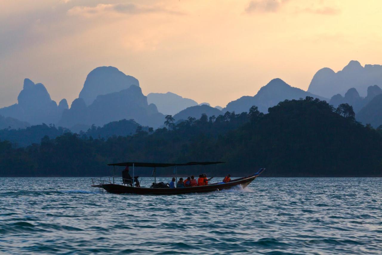 Sunshine Khao Sok Hostel Khao Sok National Park Bagian luar foto