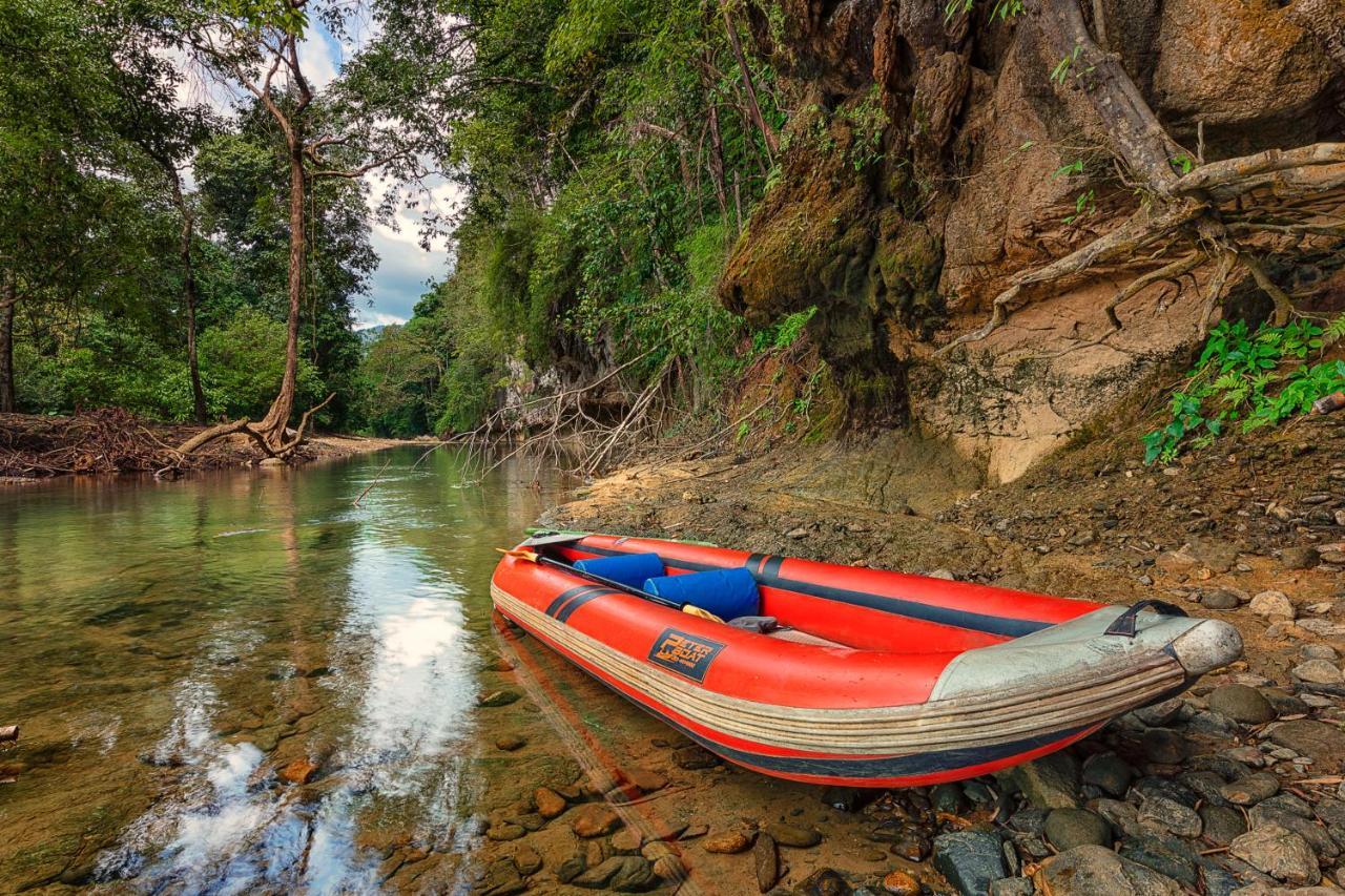 Sunshine Khao Sok Hostel Khao Sok National Park Bagian luar foto